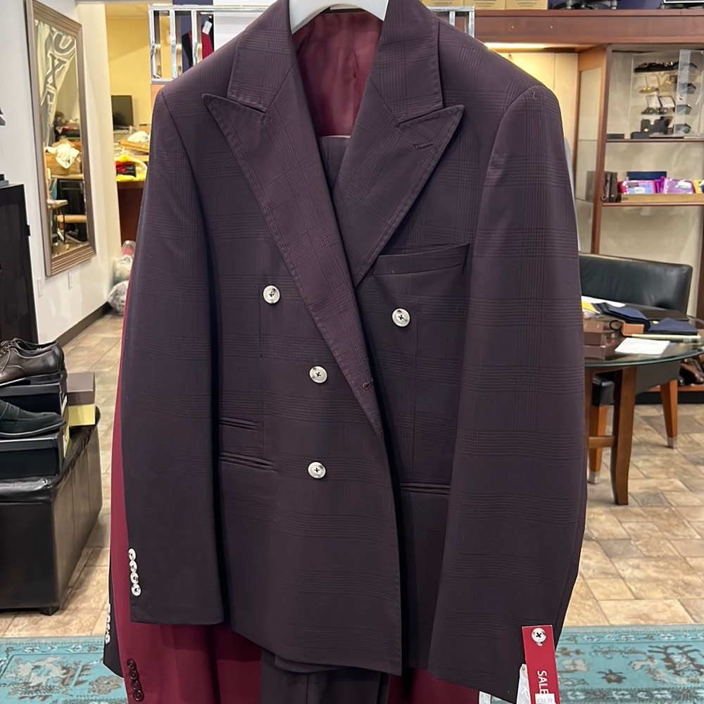 Rossi Man Wine windowpane double breast suit